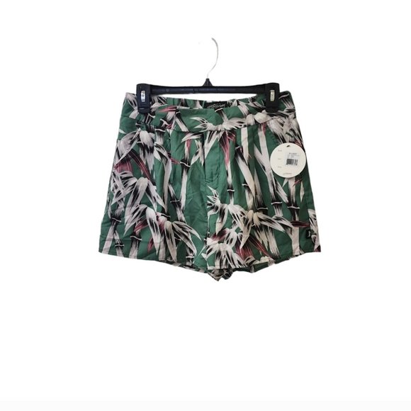 Stussy Green Bamboo Elastic Shorts Jungle Lightweight Silky Medium High Rise - Picture 1 of 7
